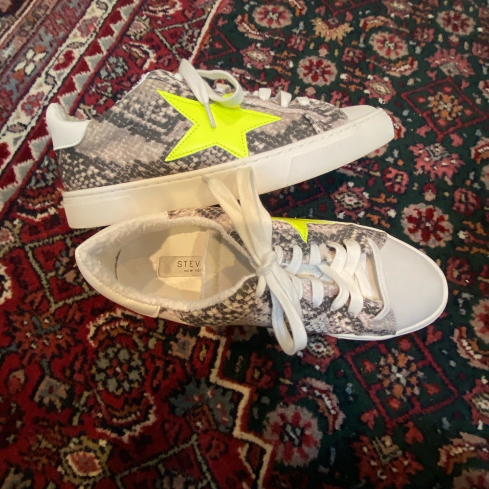 Steve Madden sneakers. Worn once. - Picture 2 of 12